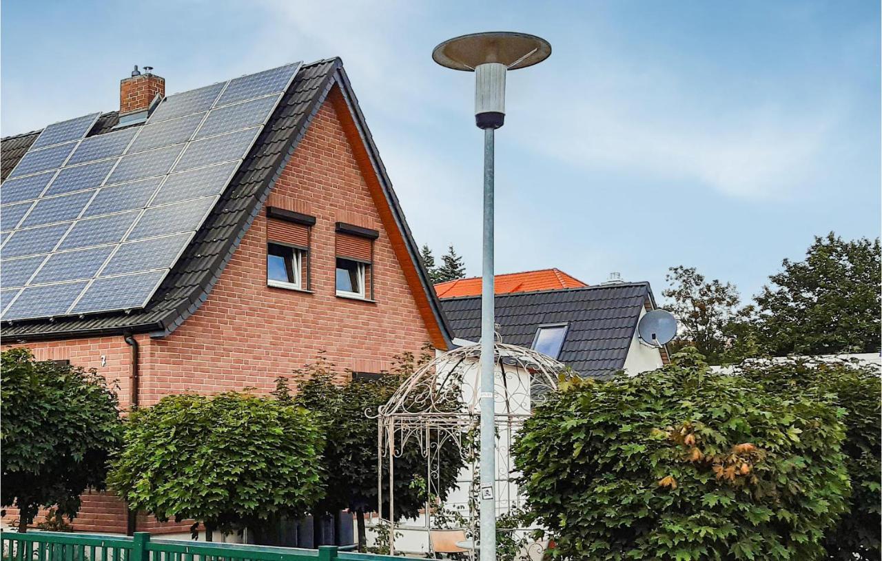 3 Bedroom Beautiful Home In Neubrandenburg Esterno foto