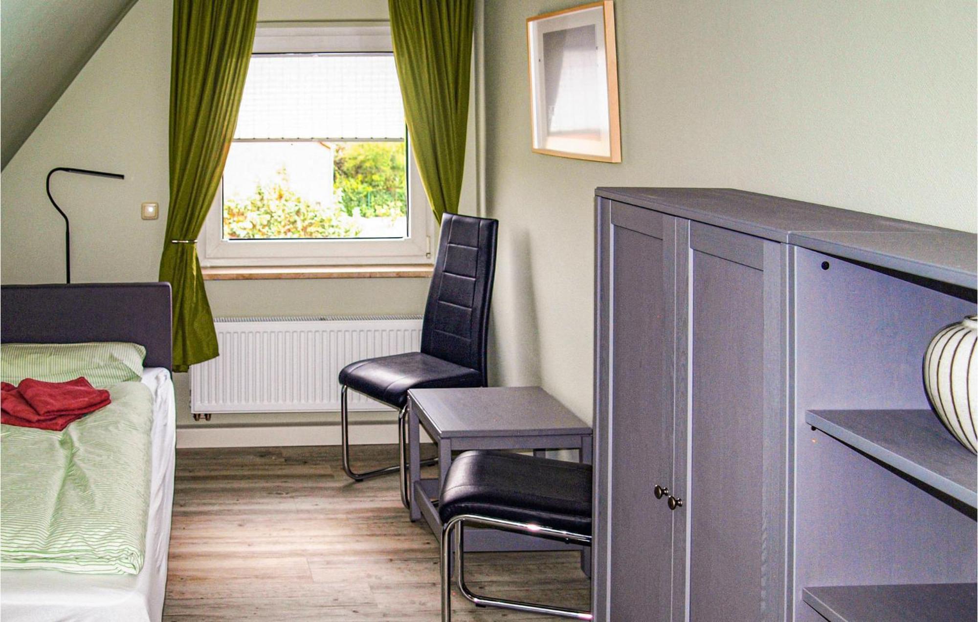 3 Bedroom Beautiful Home In Neubrandenburg Esterno foto